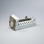 ICE MAKER
